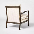 Poltrona con struttura in legno e cuscino integrato - Crema