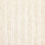 Poltrona con struttura in legno e cuscino integrato - Crema