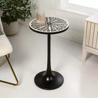 Tavolino rotondo 63,5 cm con intarsio in metallo e resina motivo Bohémien